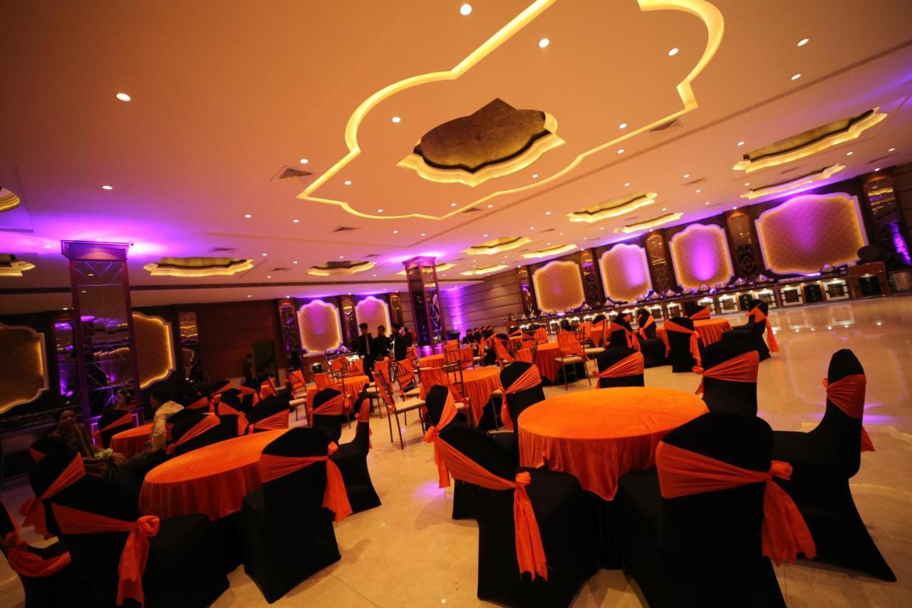 Hotel Prince Viraj Jabalpur Bagian luar foto