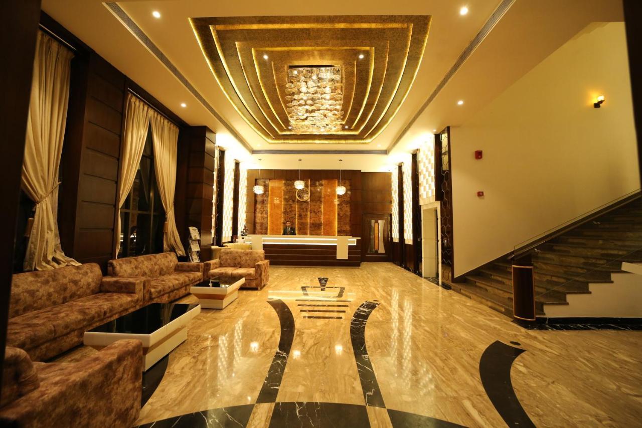 Hotel Prince Viraj Jabalpur Bagian luar foto