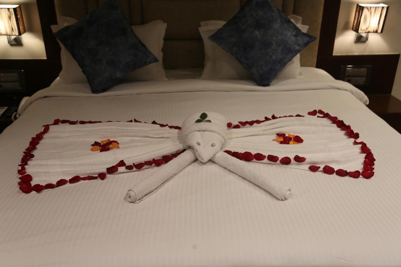 Hotel Prince Viraj Jabalpur Bagian luar foto