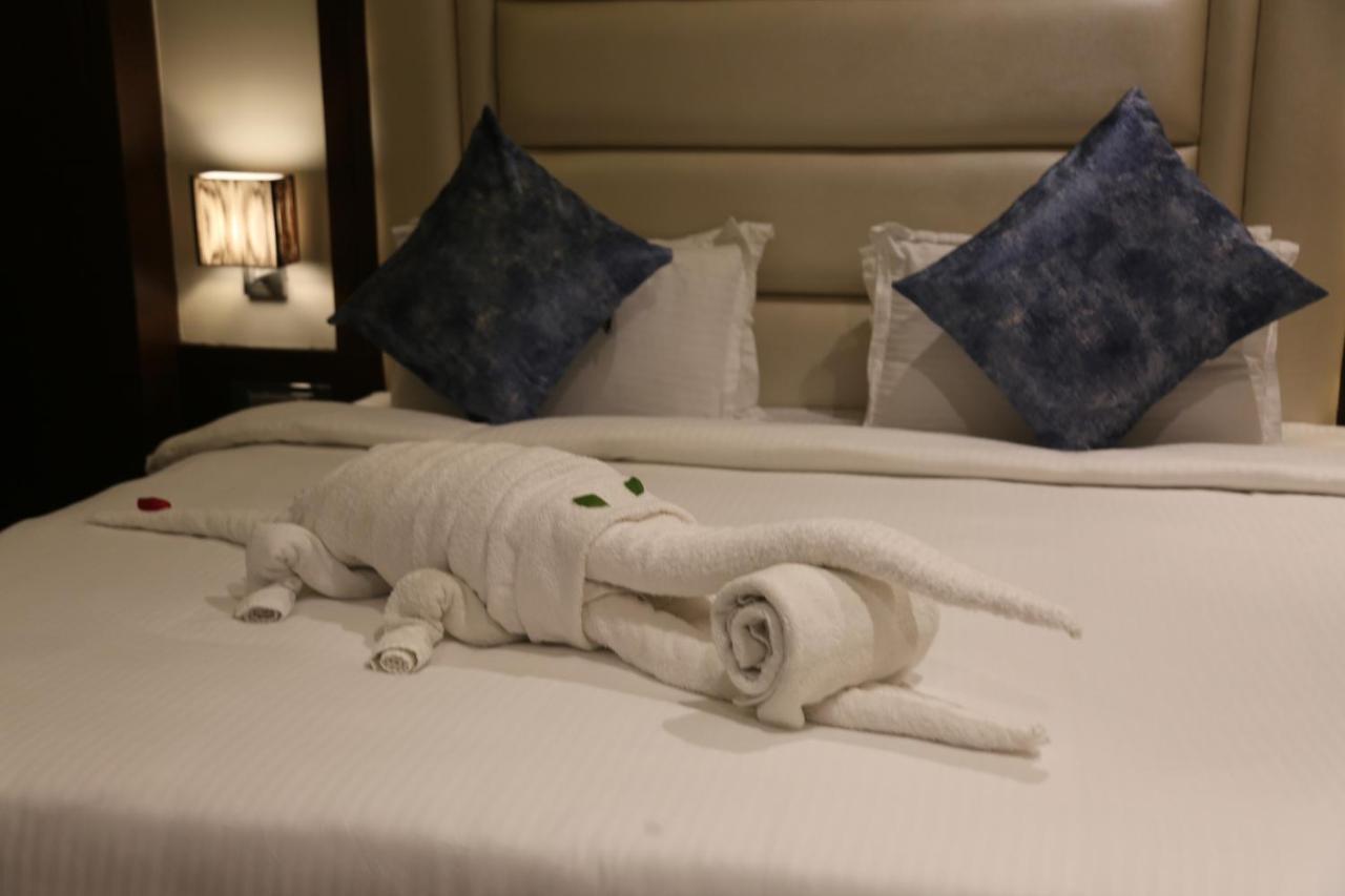 Hotel Prince Viraj Jabalpur Bagian luar foto