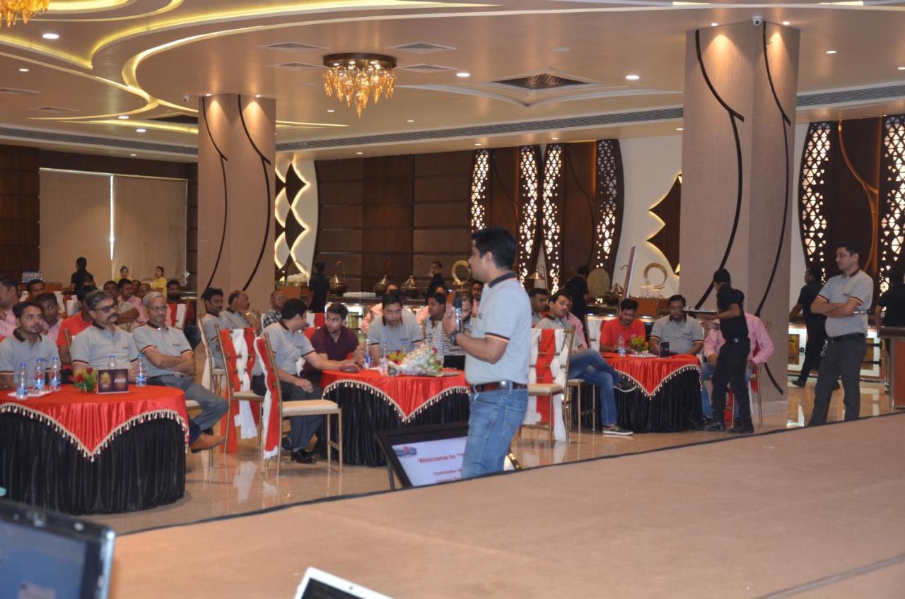Hotel Prince Viraj Jabalpur Bagian luar foto