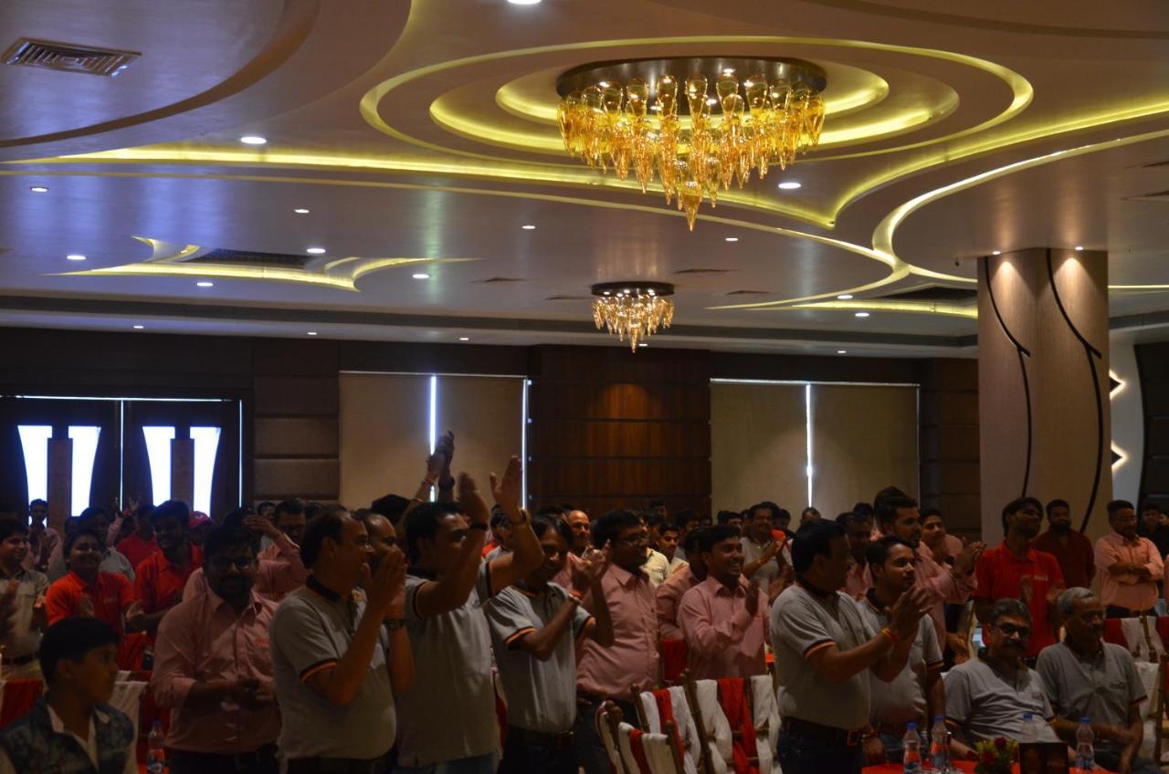 Hotel Prince Viraj Jabalpur Bagian luar foto
