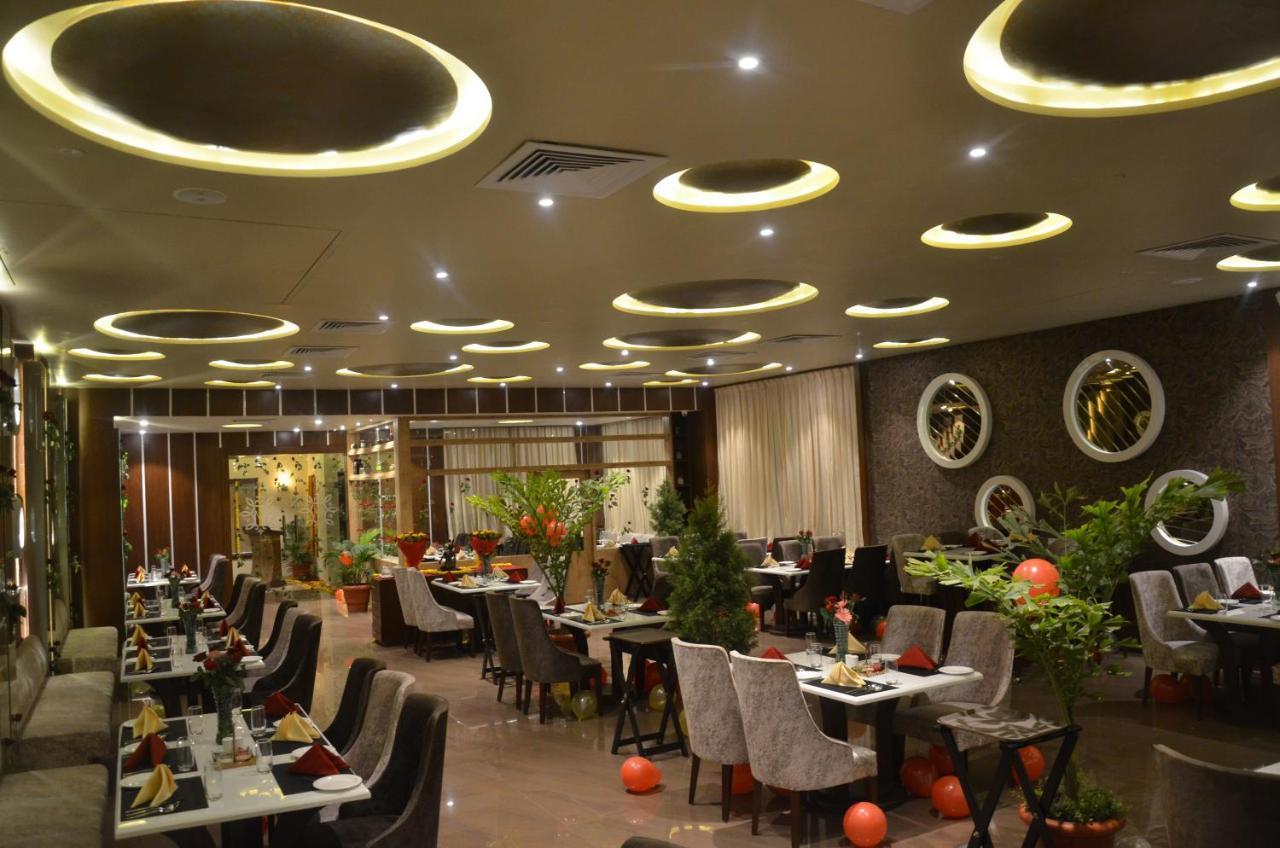 Hotel Prince Viraj Jabalpur Bagian luar foto