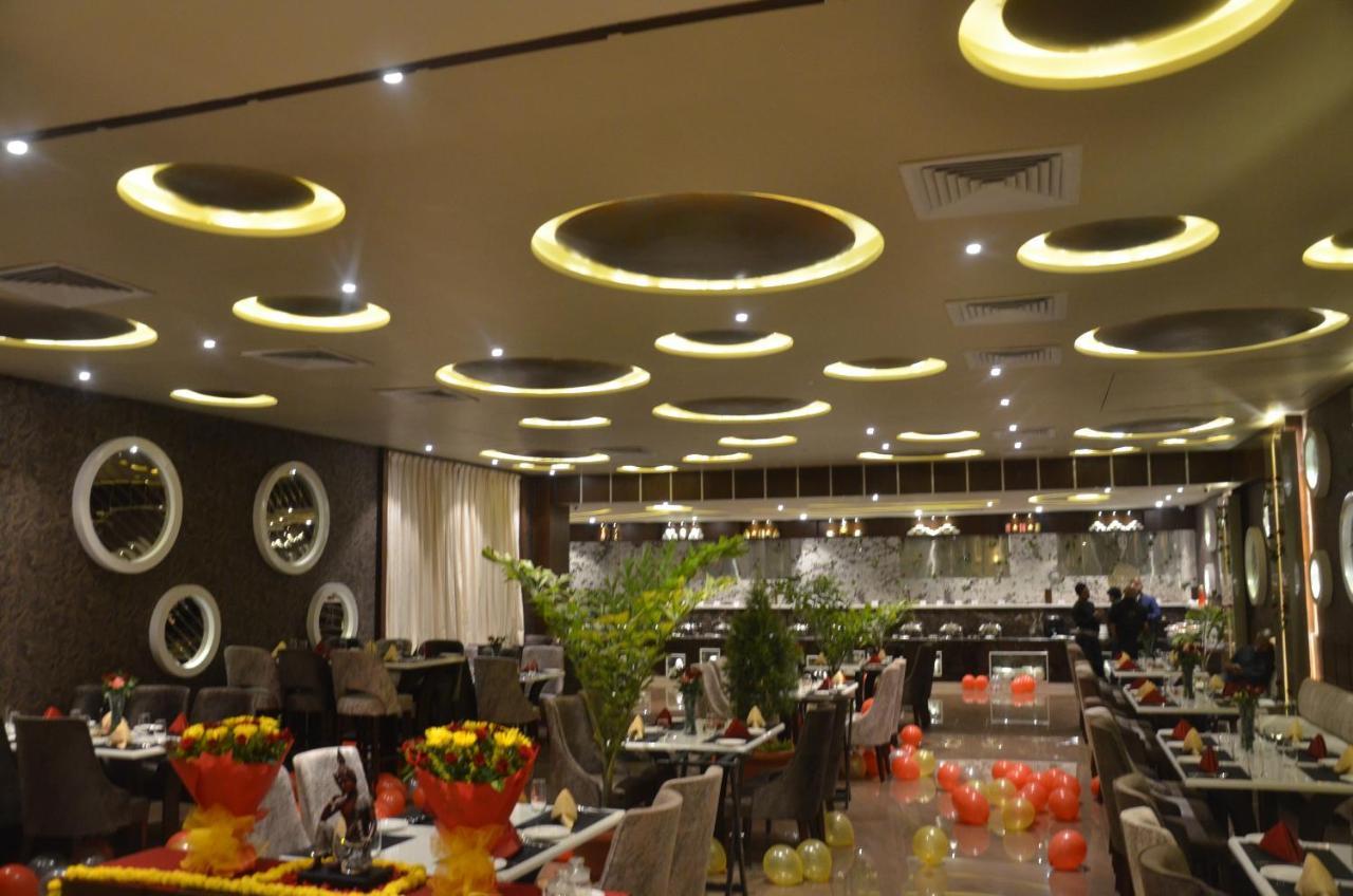 Hotel Prince Viraj Jabalpur Bagian luar foto
