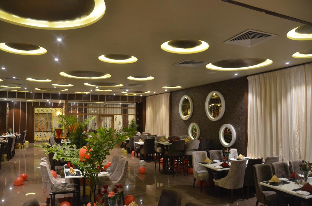 Hotel Prince Viraj Jabalpur Bagian luar foto