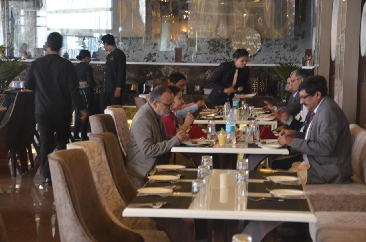 Hotel Prince Viraj Jabalpur Bagian luar foto